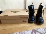 dr. Martens maat 38 Vegan, Zwart, Ophalen of Verzenden, Dr. Martens, Zo goed als nieuw