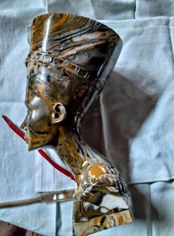 Egyptisch beeld  beschikbaar voor biedingen