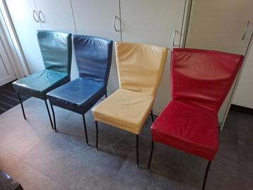 4 Stoelen beschikbaar voor biedingen