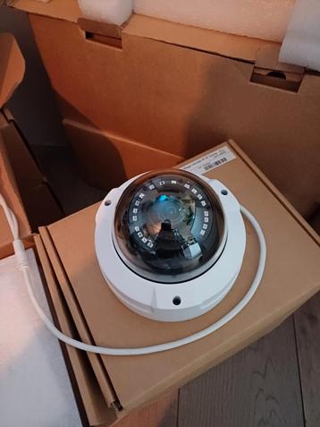 2x IR/IP Dome Camera's - Binnen & Buiten, Nachtzicht beschikbaar voor biedingen