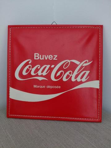 Vintage Coca-cola rood simili leder of skai publiciteitskade beschikbaar voor biedingen
