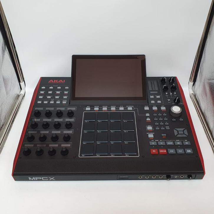 Akai MPC X Standalone Sampler Compleet in Doos Nette Staat, Muziek en Instrumenten, Samplers, Zo goed als nieuw, Ophalen of Verzenden