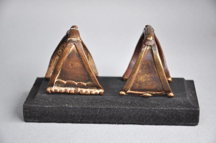 Zeldzaam! Twee bronzen meisjesarmbanden, Fra Fra, Ghana,, Antiek en Kunst, Kunst | Niet-Westerse kunst, Ophalen of Verzenden