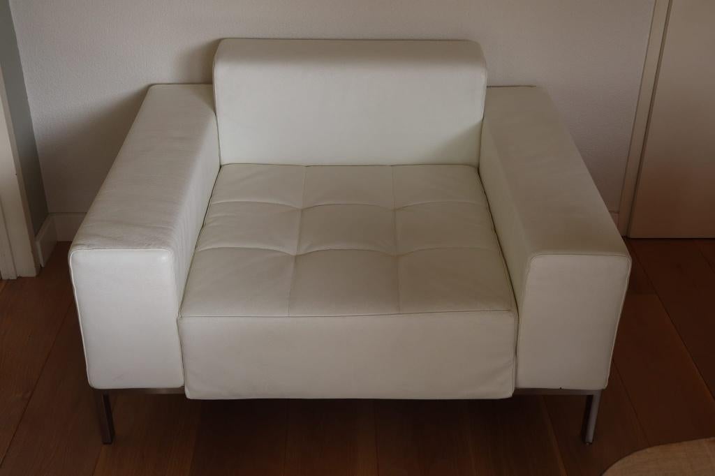 Zanotta “Love Chair” – Witte Lederen Design Fauteuil, Ophalen of Verzenden, Zo goed als nieuw, 50 tot 75 cm, Leer
