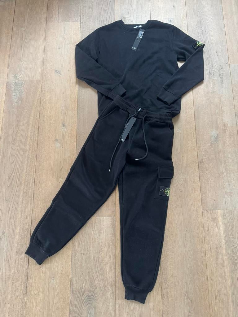 Stone island trainingspak - S - Nieuw met tags, Kleding | Dames, Jumpsuits, Verzenden, Nieuw, Maat 36 (S), Zwart
