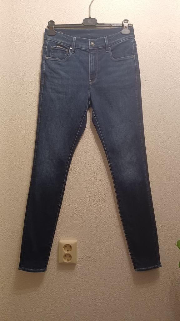 G-Star Raw 3301 Skinny Jeans - Donkerblauw W28 L32, Kleding | Dames, Spijkerbroeken en Jeans, Blauw, Ophalen of Verzenden, Zo goed als nieuw
