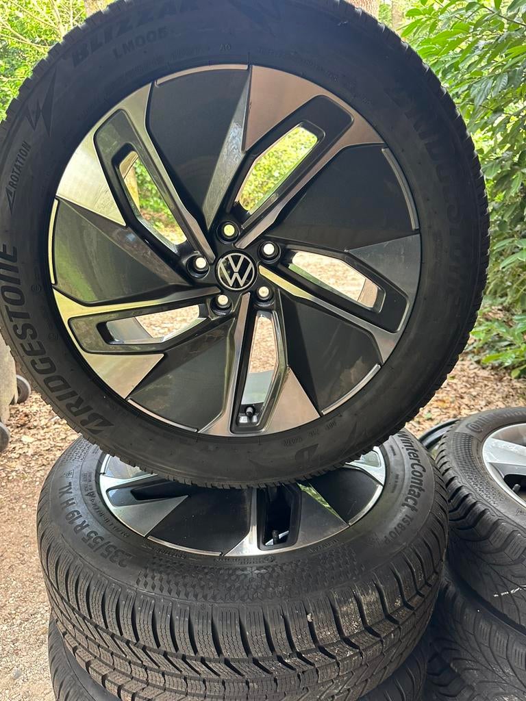 Originele Vw ID4 set Mooi Sensoren inclusief, Auto-onderdelen, Banden en Velgen, --, VW, Banden en Velgen, Winterbanden