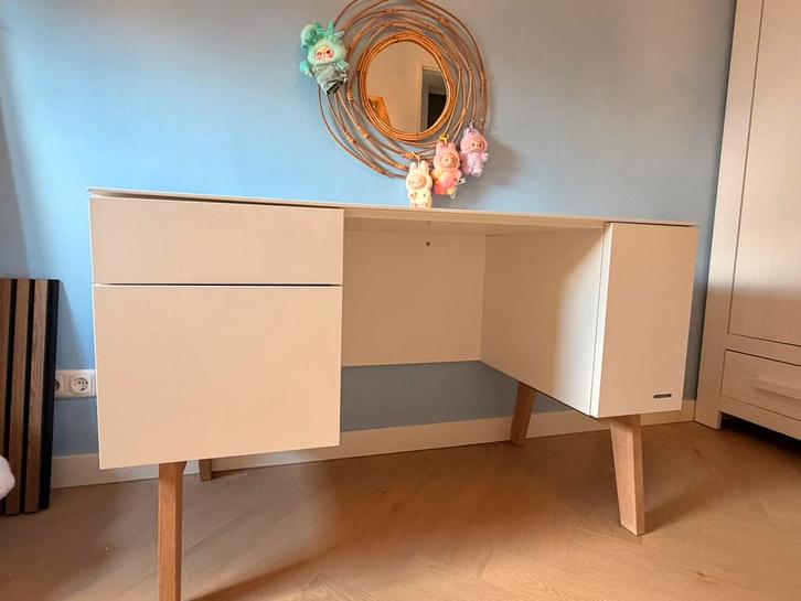 Kidsmill Kinderbureau Wit (126x60cm), Huis en Inrichting, Bureaus, Zo goed als nieuw, Ophalen