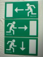 3 perspex vluchtweg bordjes 35 x 18,5, 3 mm. dik, gebruikt, Ophalen of Verzenden