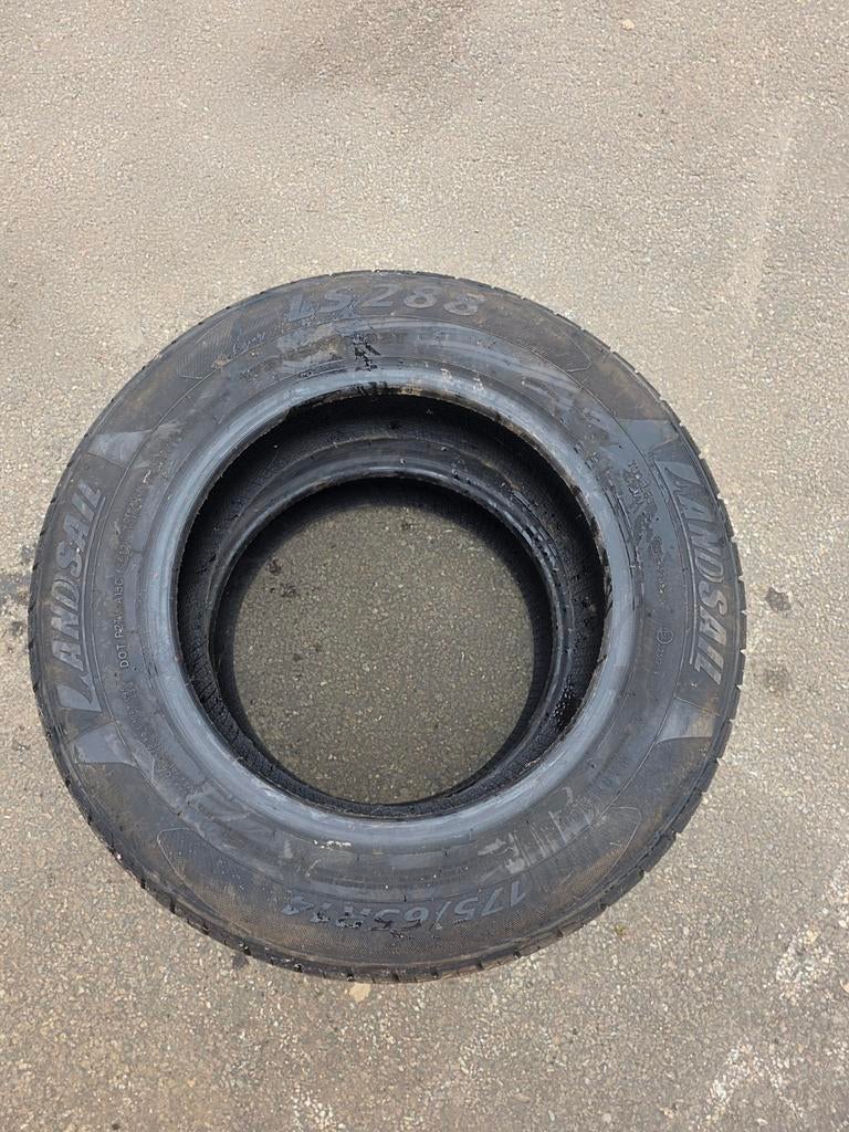 2 stuks zomerbanden landsail ls 288  175/65 r 14, Ophalen