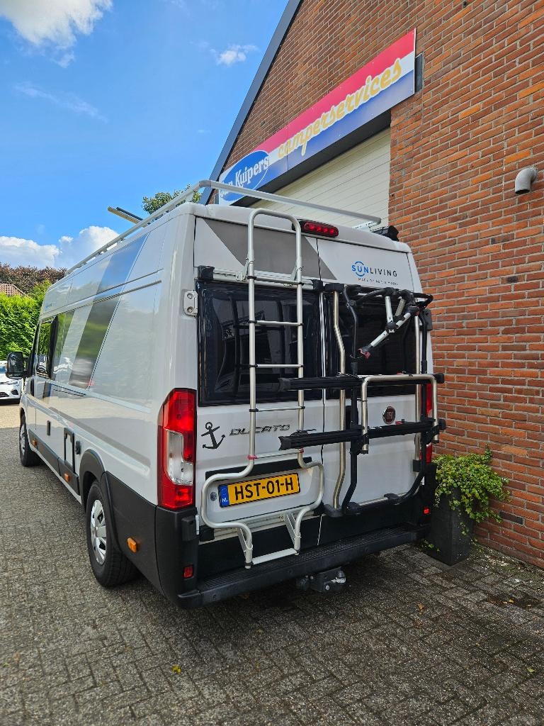 Caravans And Camping Sun