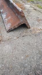 Metalen hoekprofiel T-balk., Doe-het-zelf en Verbouw, Ophalen, Gebruikt, Overige metalen