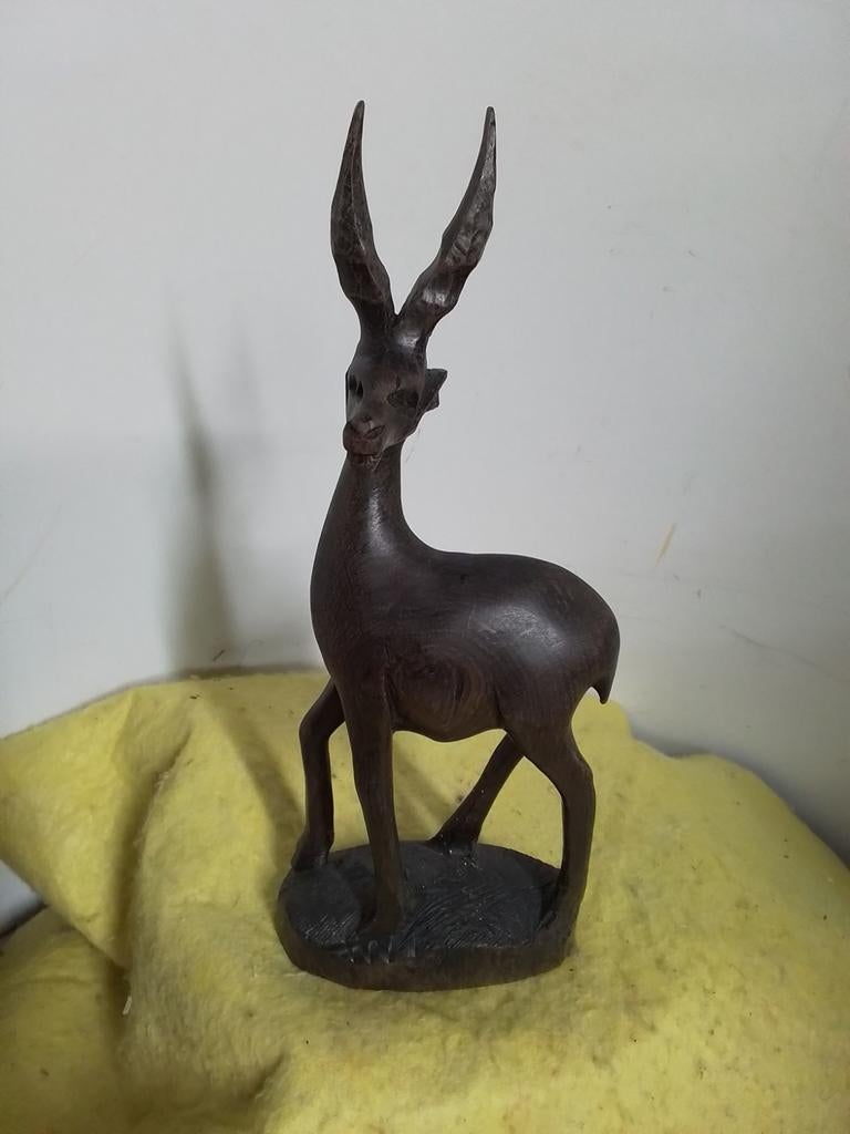 10166) beeld houten Antilope/gazelle  hoog 24cm, Ophalen of Verzenden