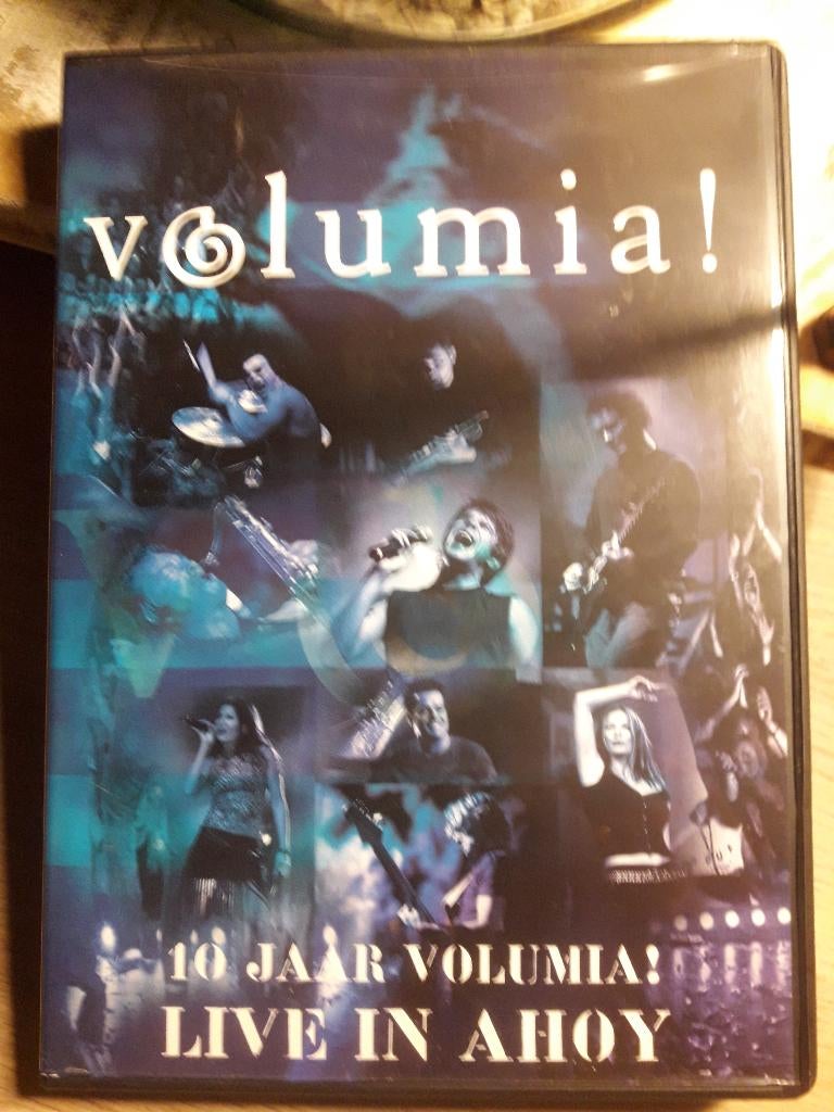 dvd Volumia-10 jaar live in Ahoy (Z176-27), Alle leeftijden, Ophalen of Verzenden, Zo goed als nieuw