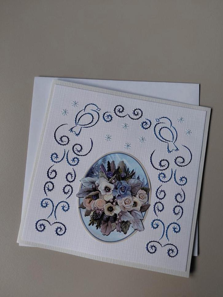 Handgemaakte kaart met bloemen en vogels, Hobby en Vrije tijd, Kaarten | Zelfgemaakt, Nieuw, Overige thema's, Ophalen of Verzenden