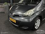 Toyota Aygo 1.0-12V Airco 5-Deurs 2010 NAP All season banden, Voorwielaandrijving, Gebruikt, Metallic lak, 4 stoelen