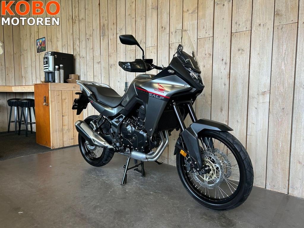 Honda XL750 TRANSALP (bj 2023), Motoren, Motoren | Honda, 750 cc, 2 cilinders, HONDA, Bedrijf