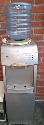 HC koud water dispenser, Ophalen