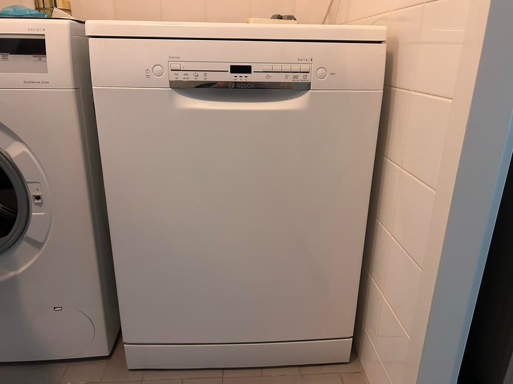 Vaatwasser Bosch Silence Serie 2, Witgoed en Apparatuur, Vaatwasmachines, Ophalen, 60 cm of meer, Zo goed als nieuw, Vrijstaand