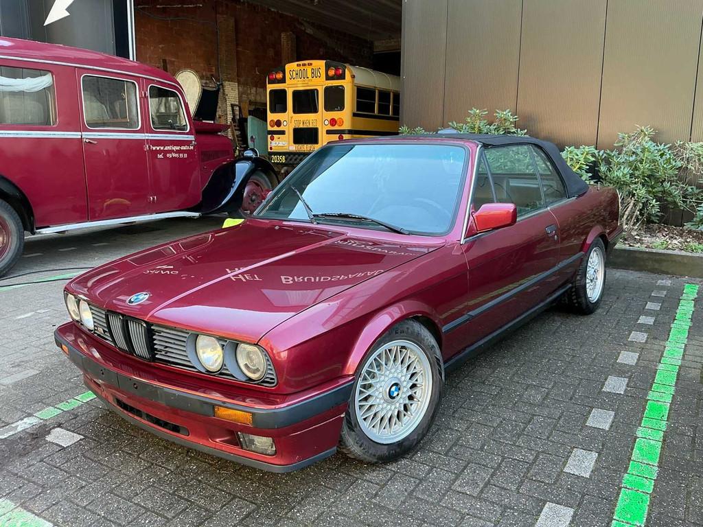 1991 BMW E30 320 Personenauto, Auto's, BMW, Gebruikt, Overige carrosserieën, Bedrijf, Handgeschakeld