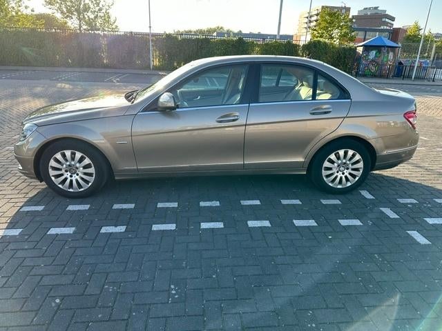 Mercedes-Benz C-Klasse 2.2CDI Sedan AUT 2007 Bruin Airco APK, Auto's, Mercedes-Benz, Automaat, 1800 kg, Beige, 4 cilinders