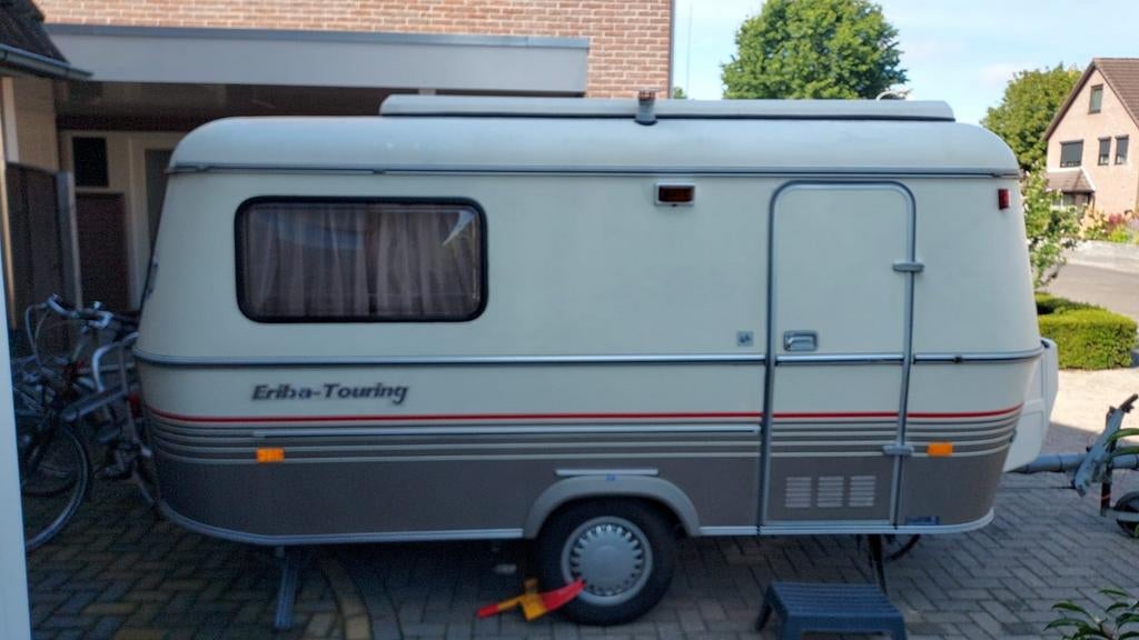 Zeer mooie Eriba Triton  uit 1991, Standaardzit, Tot en met 2, Particulier, Radio