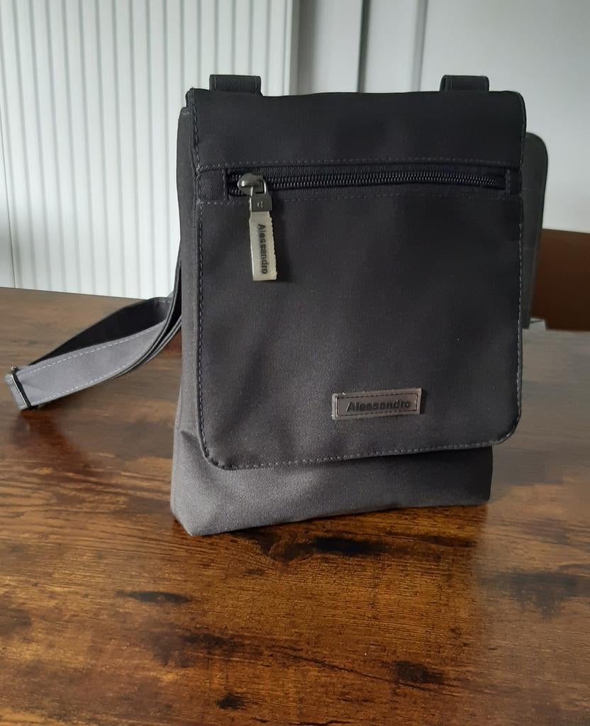 Alessandro schoudertas zgan, Ophalen of Verzenden, Zo goed als nieuw, Grijs, Overige merken