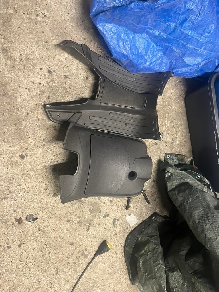 Hele partij vespa lx onderdelen, Fietsen en Brommers, Scooters | Vespa, Ophalen, Gebruikt, Maximaal 45 km/u, Benzine