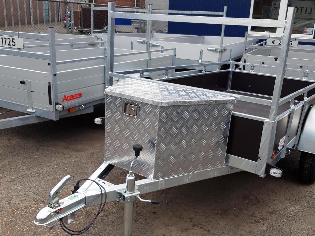 Aanhangwagen Nieuw Totaal Afgebouwd, Nieuw