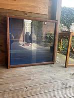 Mooie prijzenkast van ongeveer 1x1 meter, Huis en Inrichting, Kasten | Vitrinekasten, Ophalen, Gebruikt, 100 tot 150 cm, 25 tot 50 cm