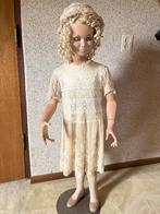 Etalage pop antiek, Ophalen