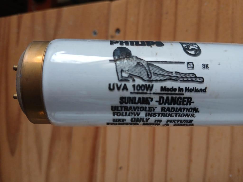 Zonnehemel/zonnebank lampen Philips UVA 100W 4x, Ophalen, Gebruikt, Zonnebank enkelzijdig, Minder dan 10 lampen