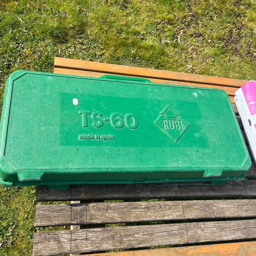 Rubi TS-60 tegelsnijder in koffer, Overige typen, Ophalen of Verzenden, Zo goed als nieuw, Minder dan 5 m²