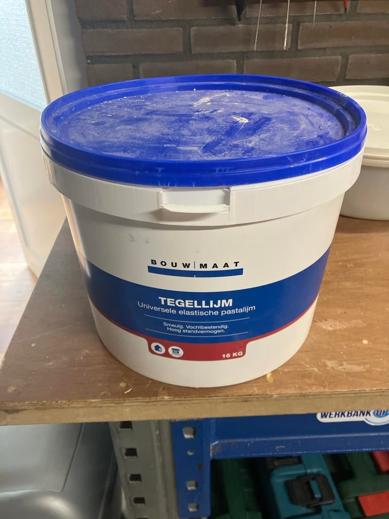 Bouwmaat Tegellijm Universele elastische pastalijm 16 kg, Ophalen, Gebruikt, Overige typen