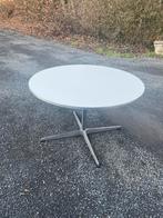 Arne Jacobsen Fritz Hansen A222 Koffietafel, Huis en Inrichting, Tafels | Eettafels, Ophalen, Gebruikt, Rond, 50 tot 100 cm