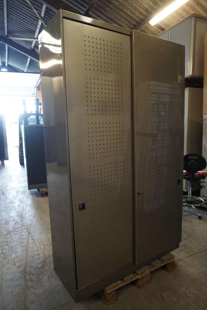 Schuifdeurkast akoestische kast gereedschapskast, Gebruikt, 100 tot 150 cm, Niet ingevuld, Meerdere deuren