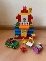 Duplo, huis met gezin (vader moeder) auto bed poppetjes, Kinderen en Baby's, Speelgoed | Duplo en Lego, Ophalen of Verzenden, Gebruikt