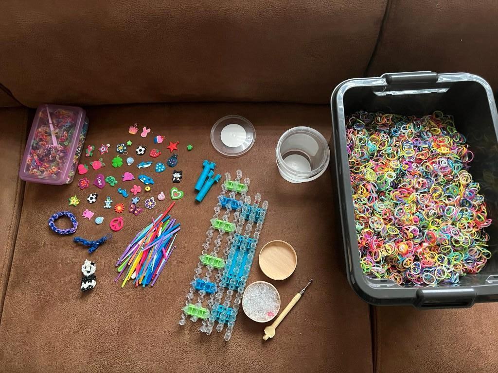Loom bands sierraden met assoisairen, Ophalen of Verzenden, Gebruikt, Overige typen