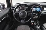 MINI Hatchback Cooper Classic Automaat / Sportstoelen / LED, Auto's, 136 pk, Gebruikt, Met garantie (alle), Blauw