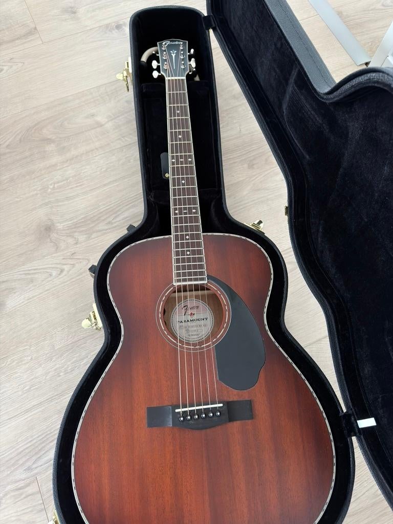 Fender Paramount PD-220E, Muziek en Instrumenten, Ophalen, Nieuw, Western- of Steelstringgitaar, Met koffer