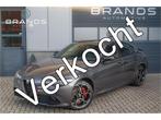 Alfa Romeo Giulia 2.0 Veloce Q4 Vol opties 280PK Facelift Ga, 12 maanden, Zwart, 4 cilinders, Bedrijf