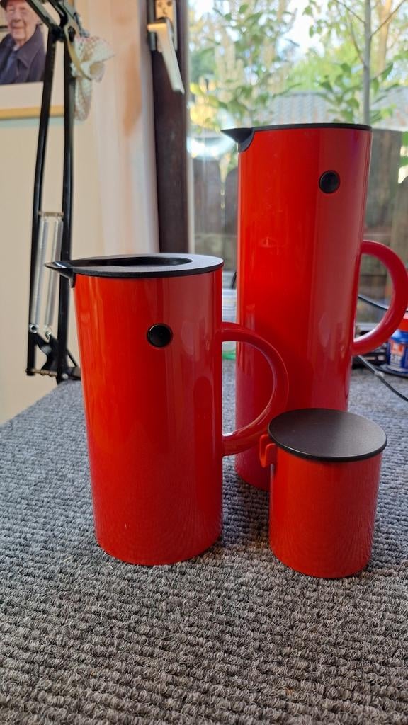 Rode Stelton Erik Magnussen thermoskannen, incl melkkannetje, Gebruikt, Kunststof, Rood, Overige merken