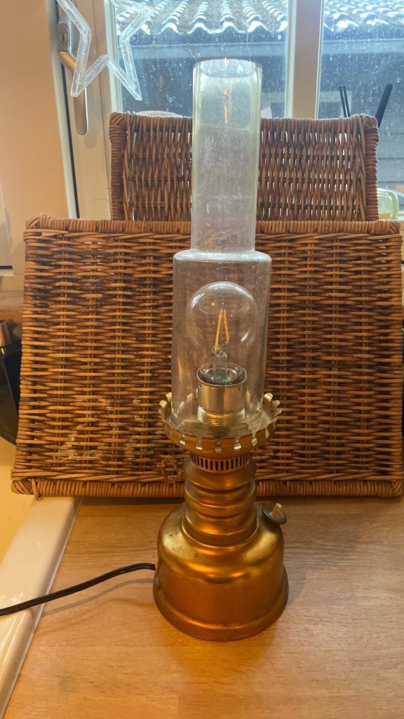 Nostalgische/aparte "olie" lamp met fitting, Ophalen of Verzenden, Gebruikt, Klassiek