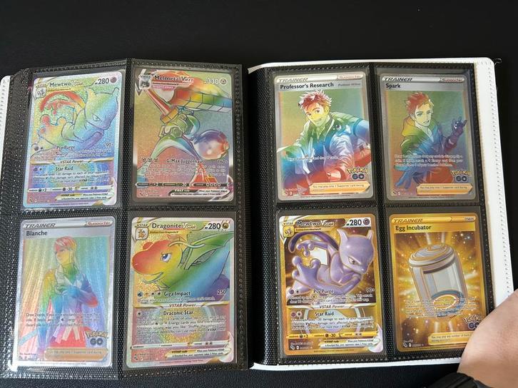 Complete Pokémon GO Master Set, Hobby en Vrije tijd, Verzamelkaartspellen | Pokémon, Zo goed als nieuw, Meerdere kaarten, Foil