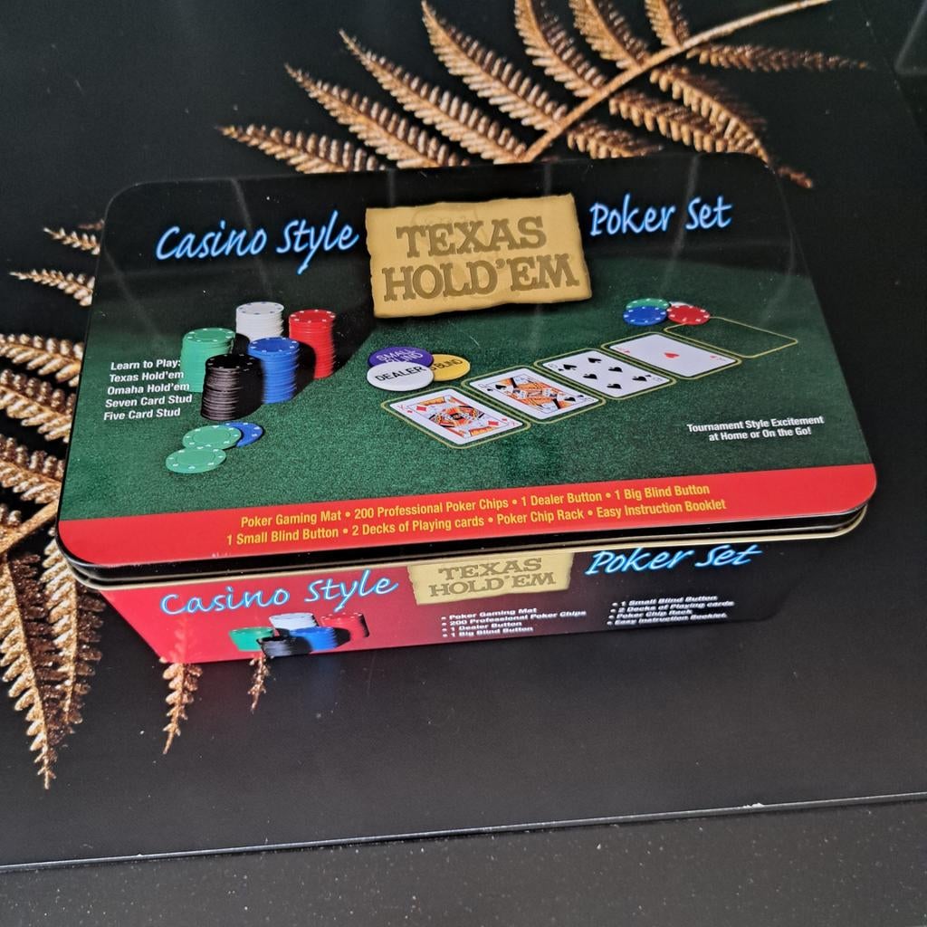 Casino style poker set. Texas Hold'em, Ophalen