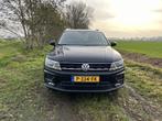 Volkswagen Tiguan 1.5 TSI ACT Highl. (bj 2019), Auto's, Euro 6, 4 cilinders, 150 pk, Zwart