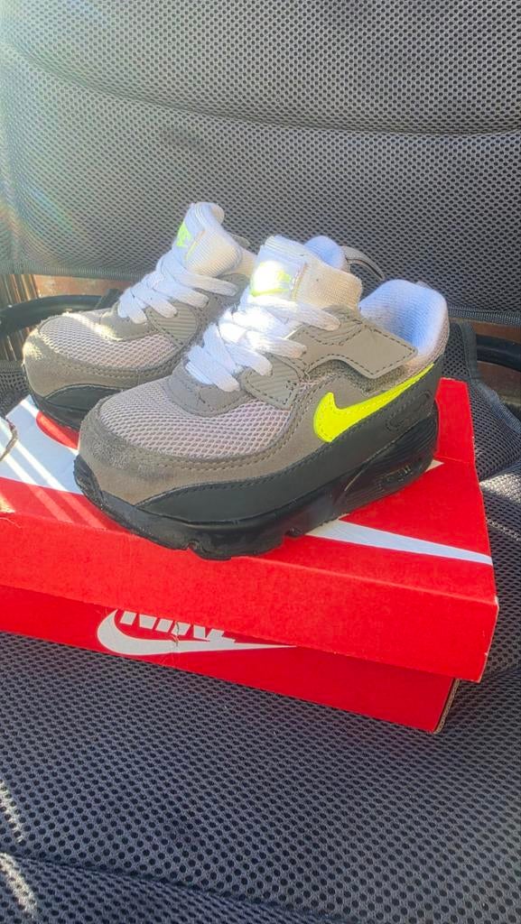 Nike Air Max 90 sneakers voor baby's/peuters, Kinderen en Baby's, Kinderkleding | Schoenen en Sokken, Jongen of Meisje, Schoenen