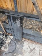 Betonrand van  83.5 cm en een van 84.5cm voor betonschutting, Tuin en Terras, Schuttingen, Overige materialen, Gebruikt, Minder dan 3 meter