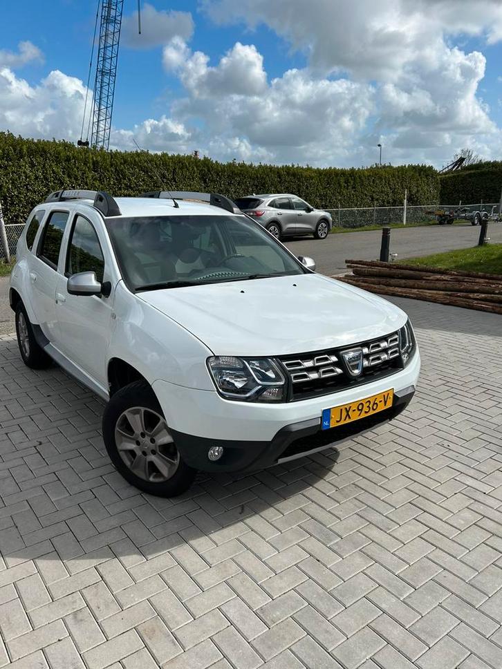 Dacia Duster 1.2 TCE 125 4X2 2016 Wit, Auto's, Dacia, Particulier, Duster, Airconditioning, Elektrische ramen, Lichtmetalen velgen