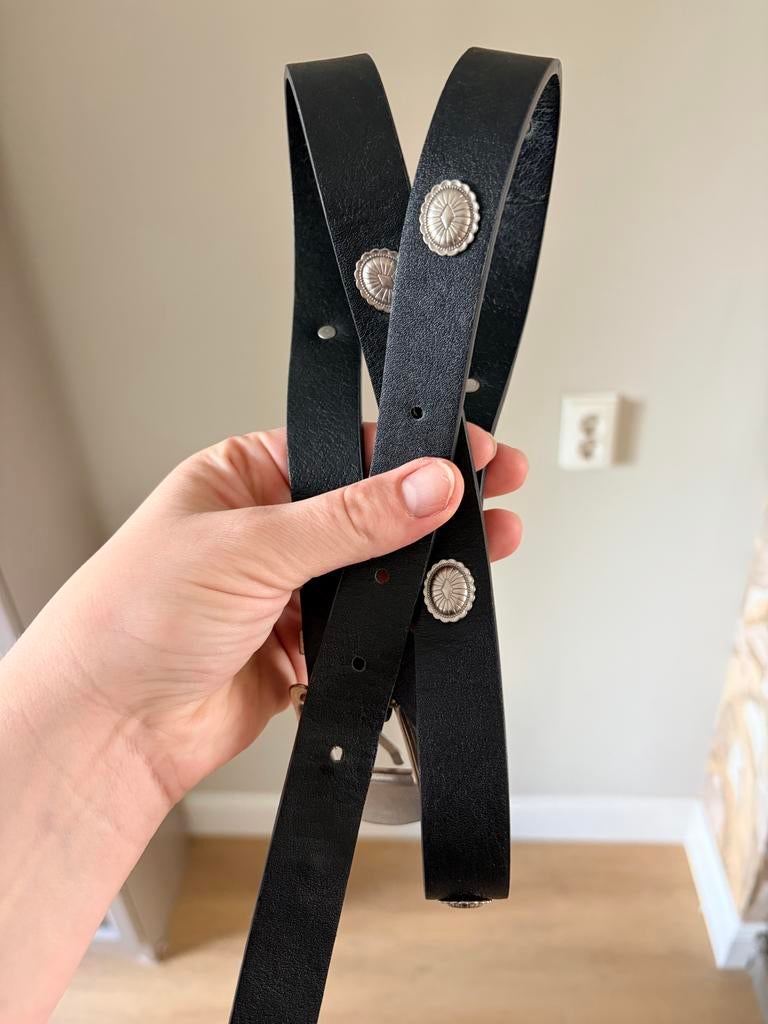 Zwarte leren riem met zilverkleurige concho's, Kleding | Dames, Riemen en Ceinturen, 3 tot 5 cm, Zwart, 90 tot 100 cm, Heupriem